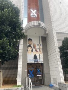 ジスタス正面玄関