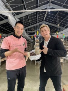 きくらげ小町 生産者の仲眞さんとパーソナルジムイチ長崎